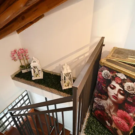 Donna Sofia House