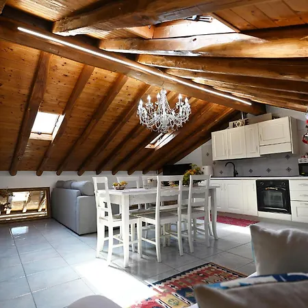 Donna Sofia House Apartament Riposto